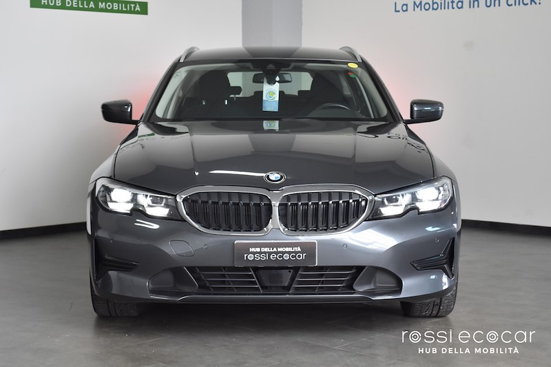BMW 320d 48V xDrive Touring Business Advantage